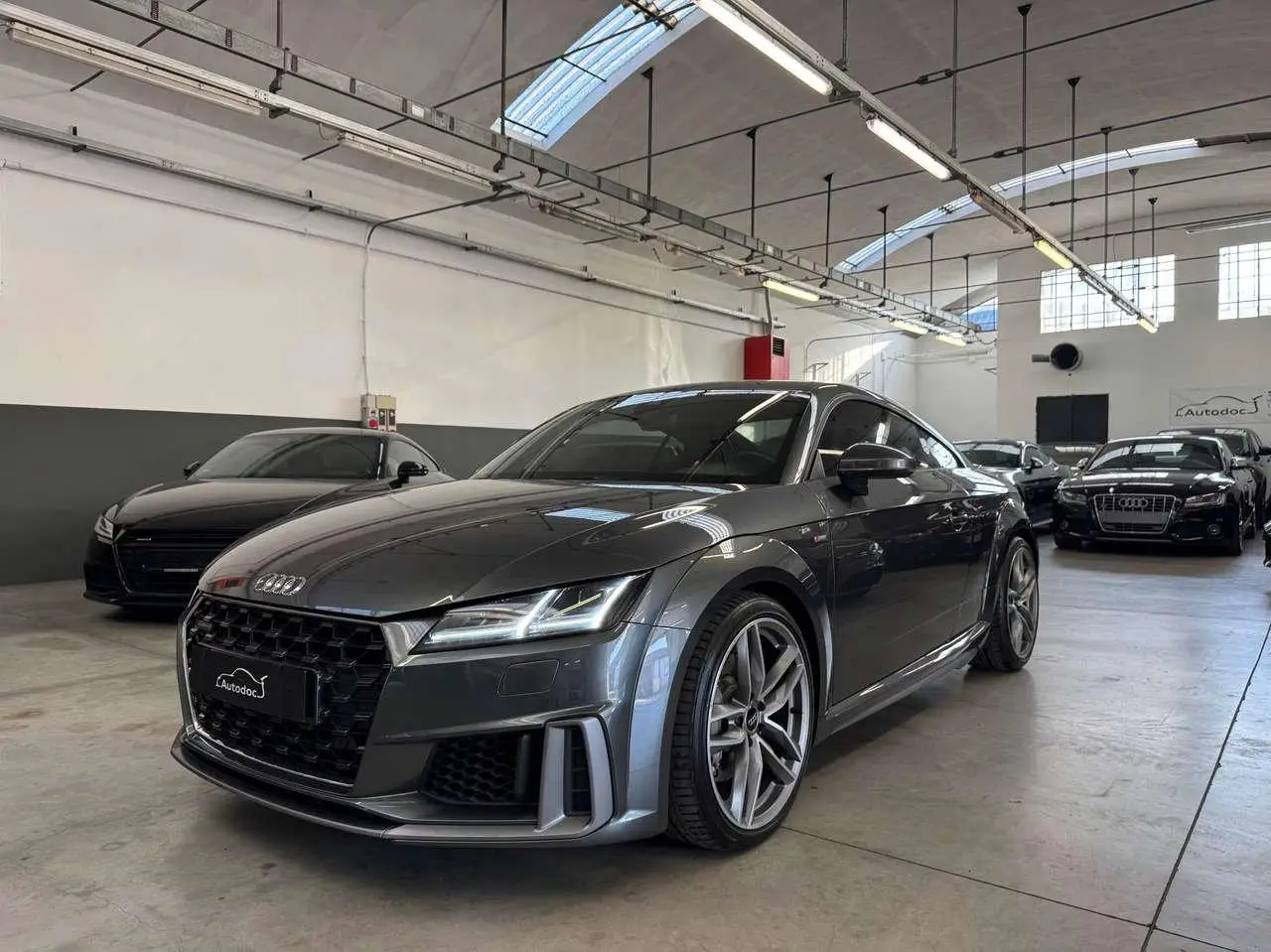 Photo 1 : Audi Tt 2020 Petrol