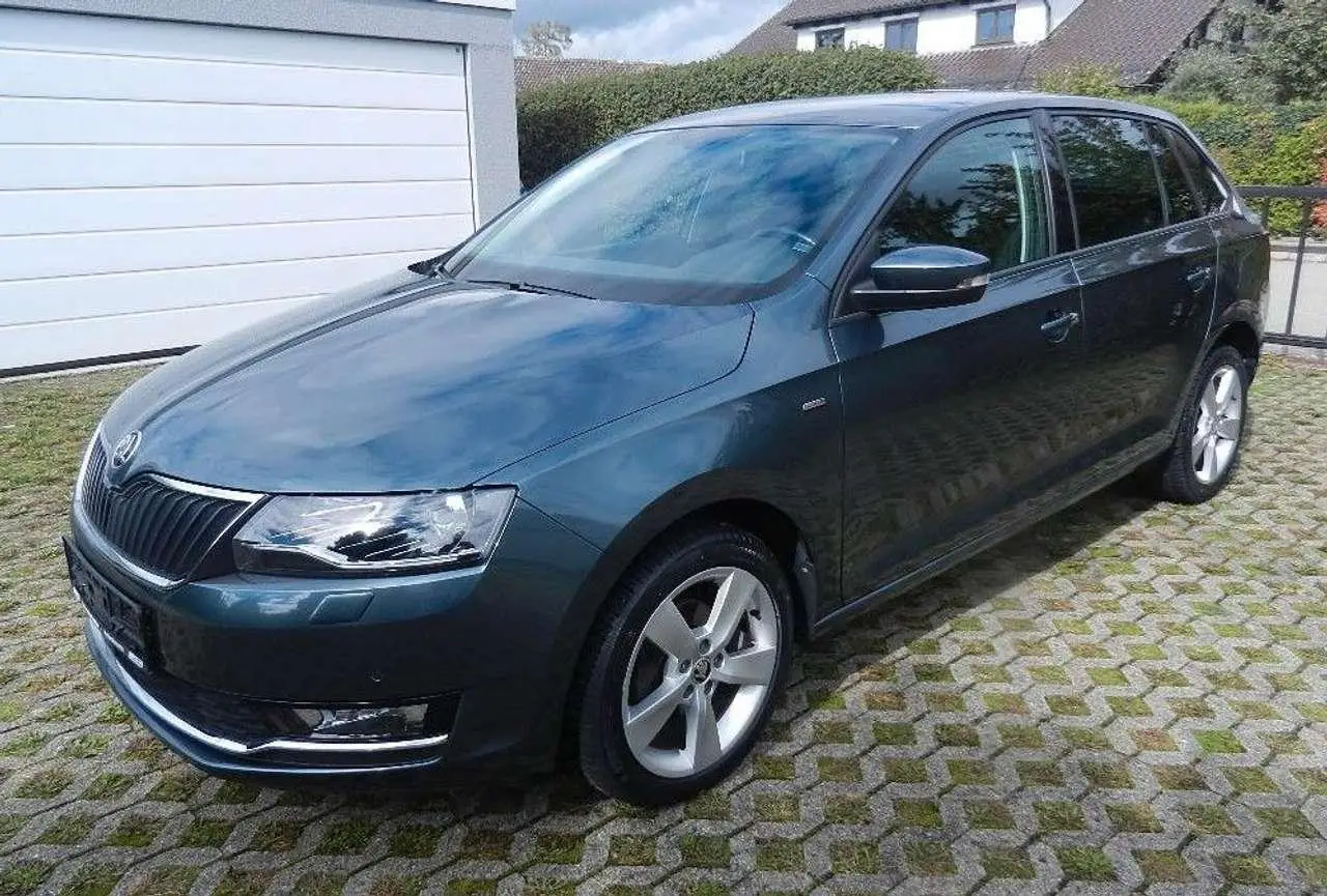 Photo 1 : Skoda Rapid 2018 Petrol