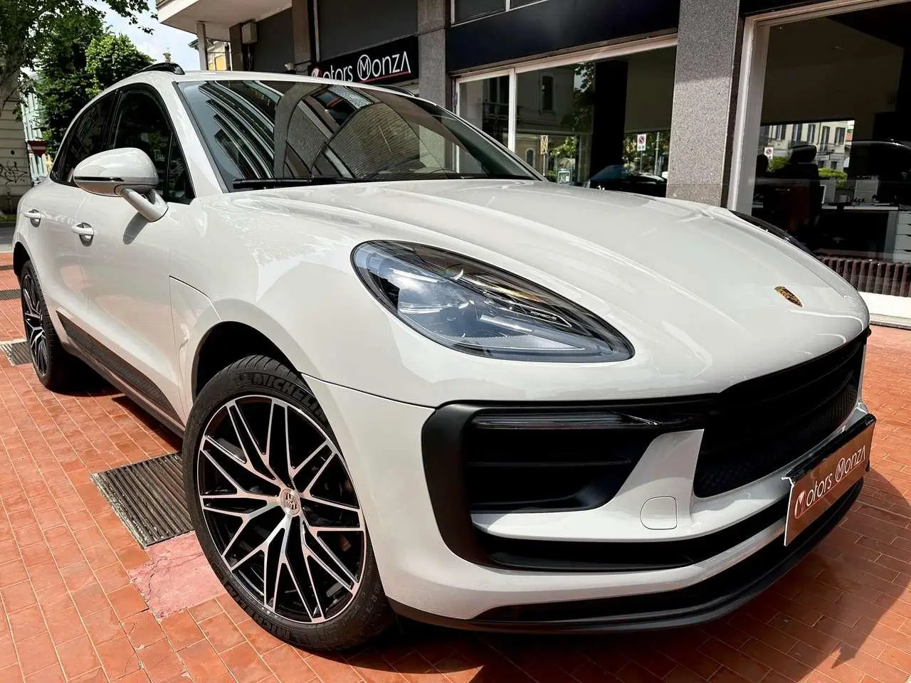 Photo 1 : Porsche Macan 2022 Petrol