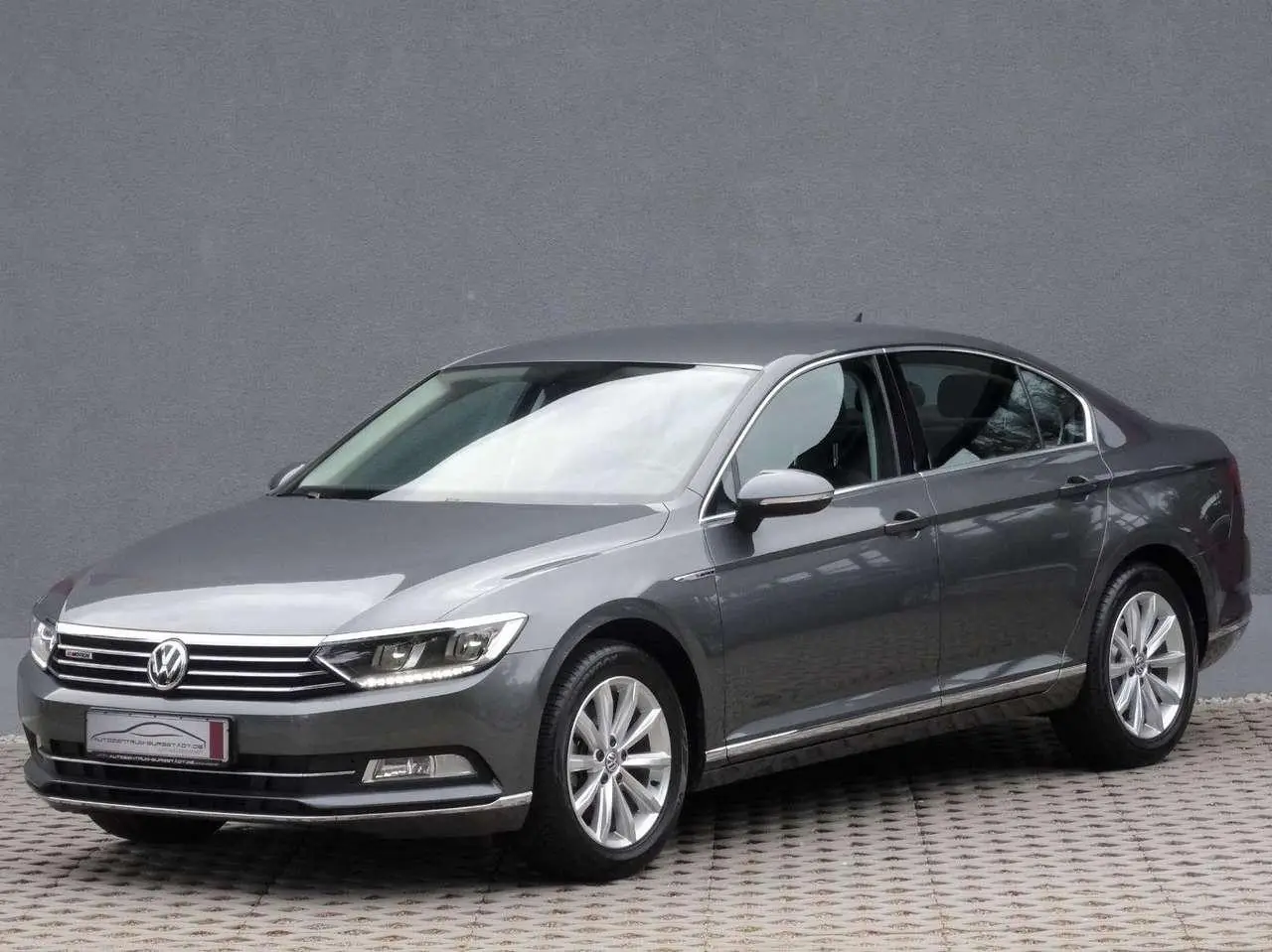 Photo 1 : Volkswagen Passat 2016 Essence