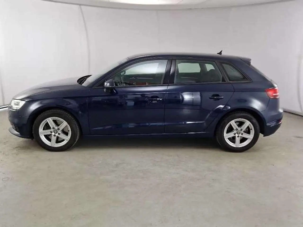 Photo 1 : Audi A3 2019 Diesel