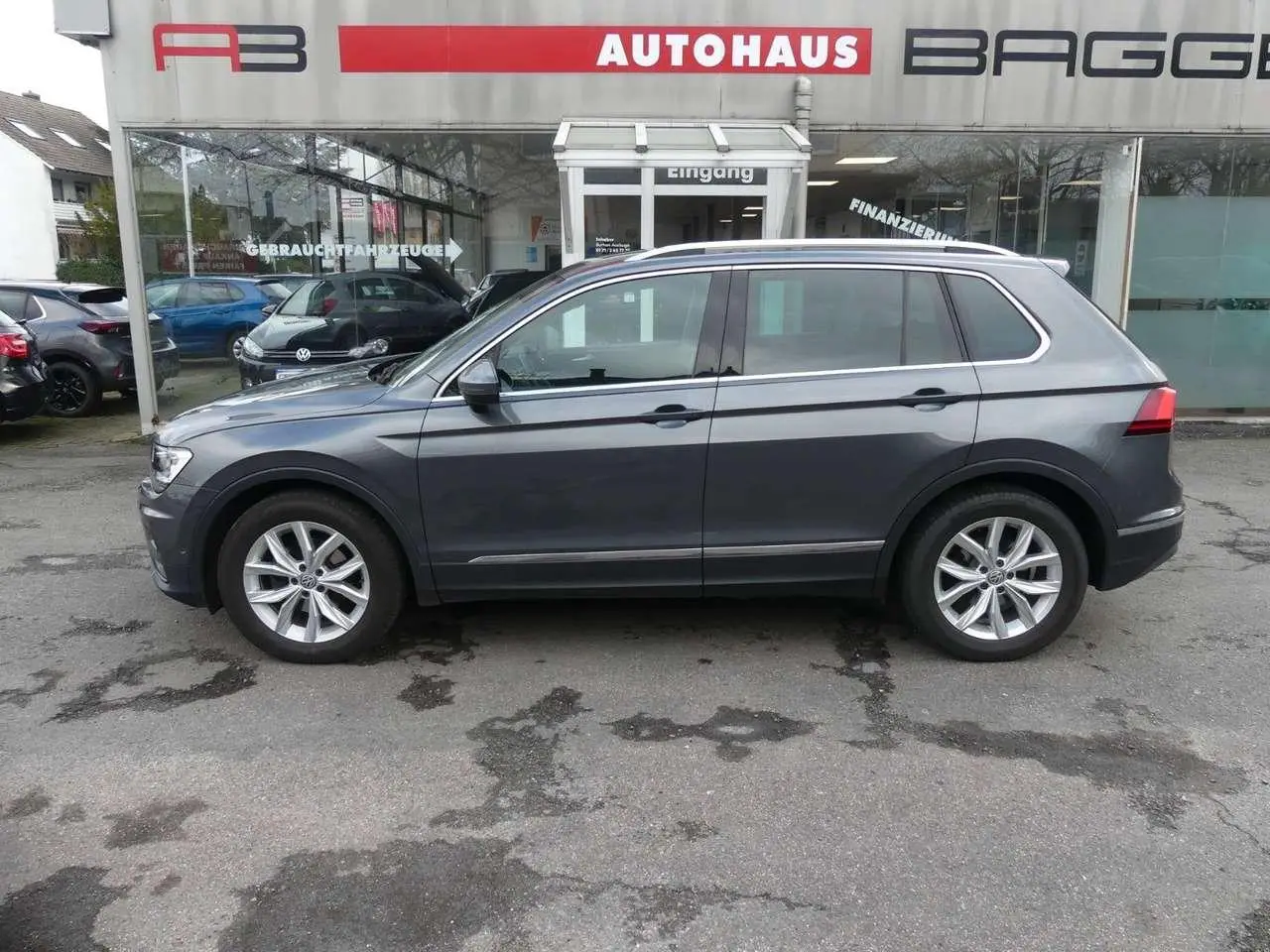 Photo 1 : Volkswagen Tiguan 2018 Petrol