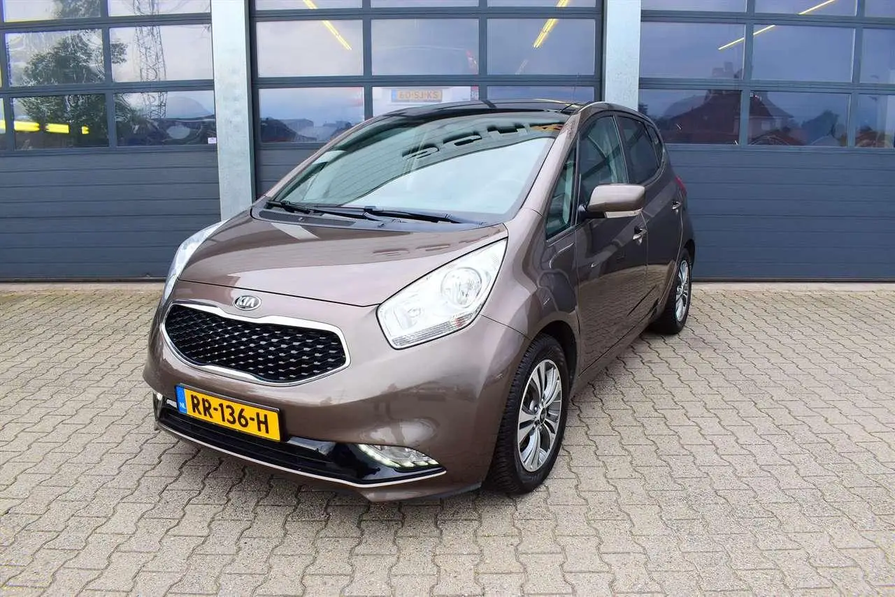 Photo 1 : Kia Venga 2018 Essence