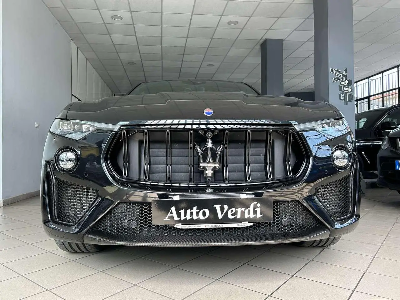 Photo 1 : Maserati Levante 2021 Essence