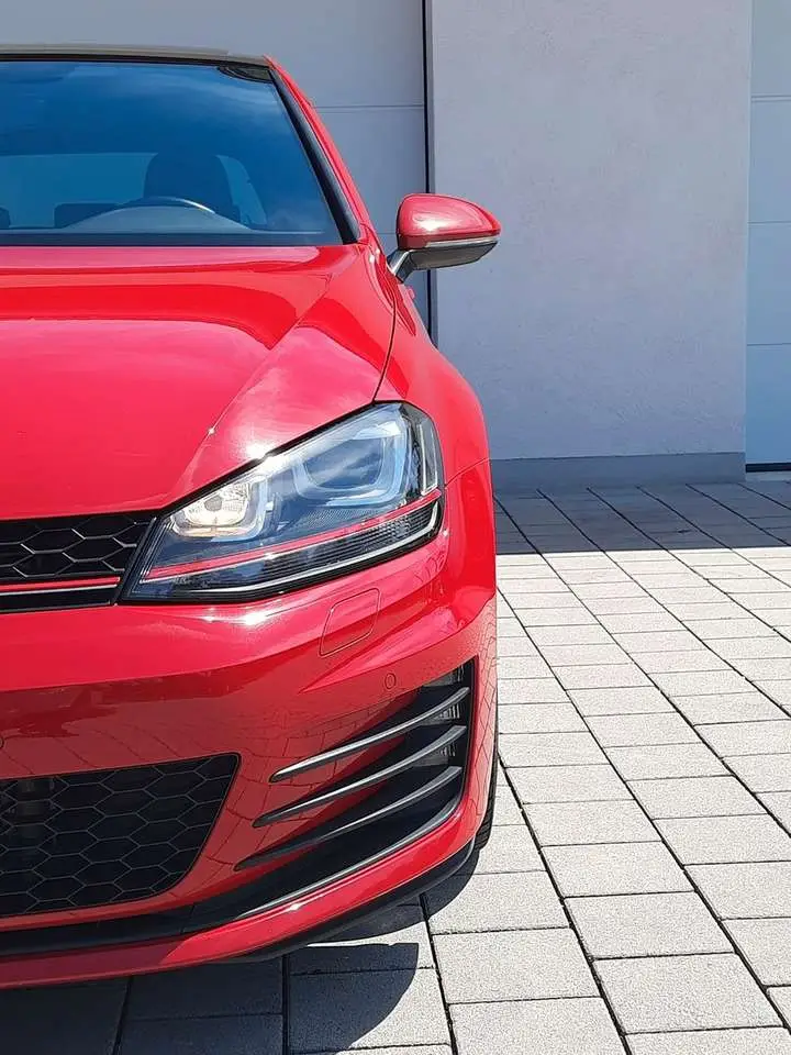 Photo 1 : Volkswagen Golf 2016 Petrol