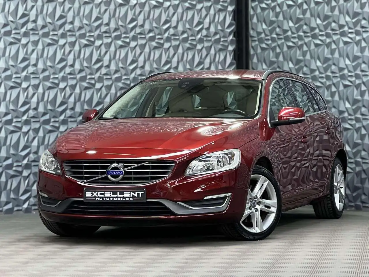 Photo 1 : Volvo V60 2014 Diesel