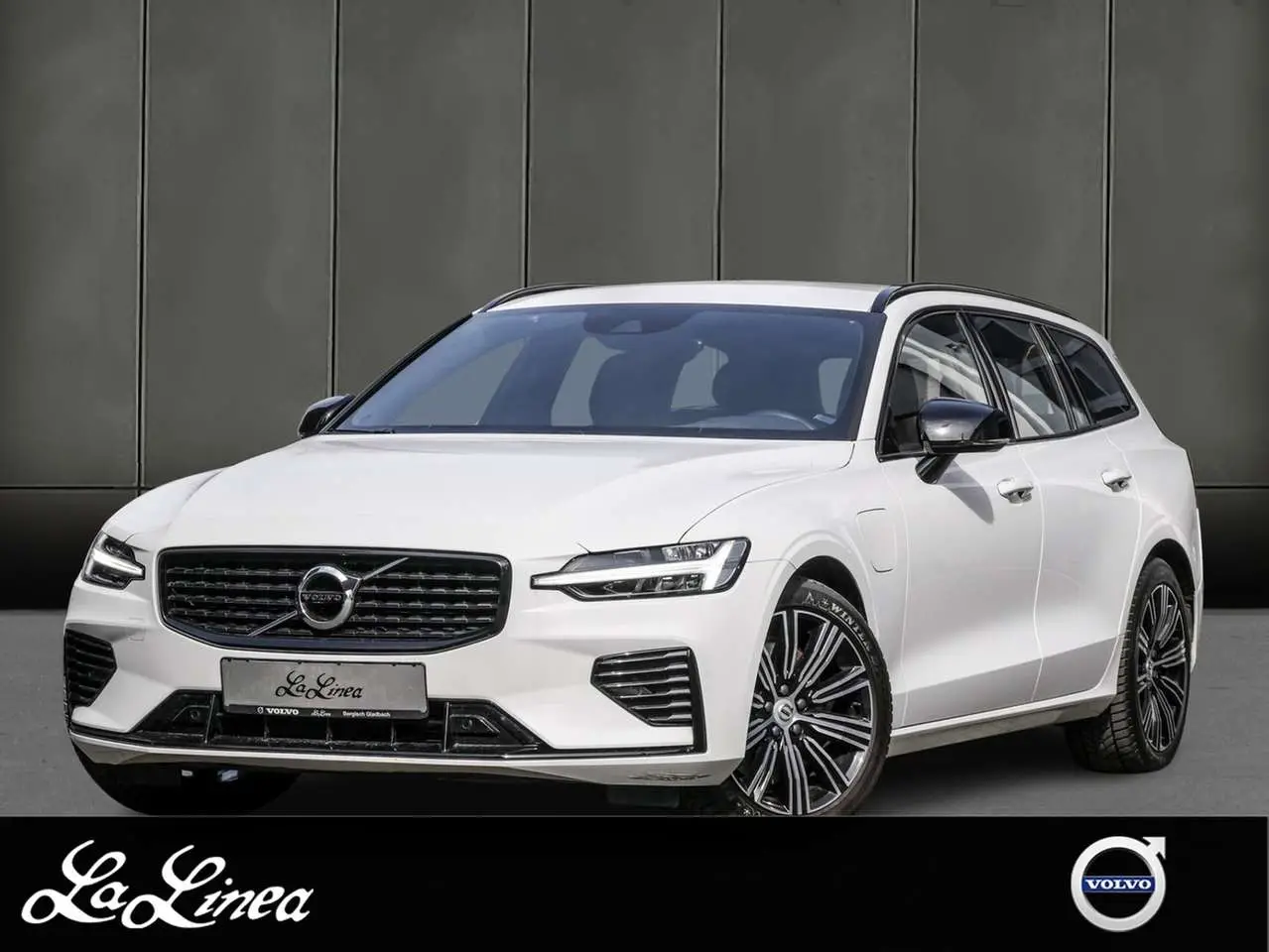 Photo 1 : Volvo V60 2021 Hybride