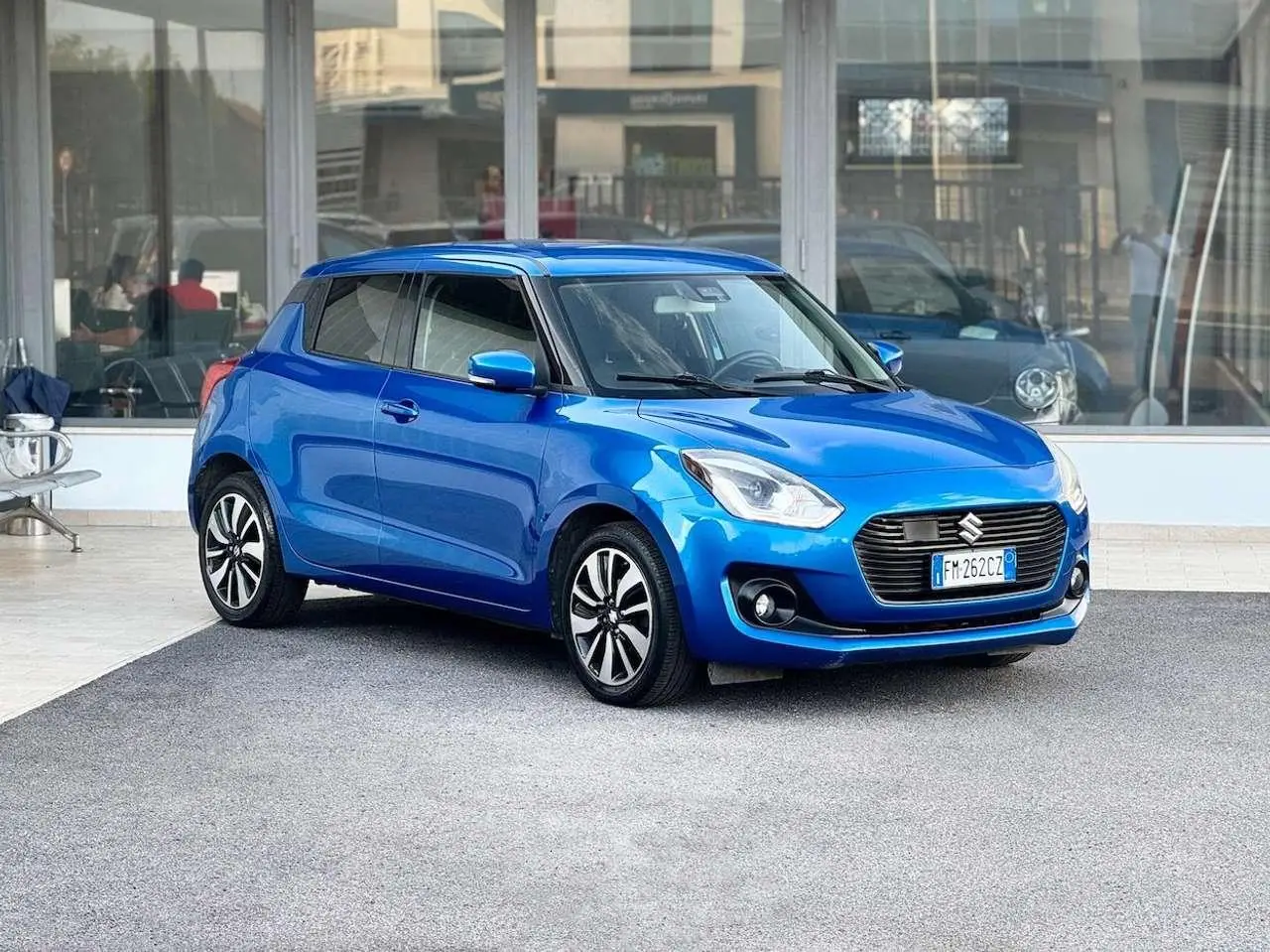 Photo 1 : Suzuki Swift 2017 Hybride