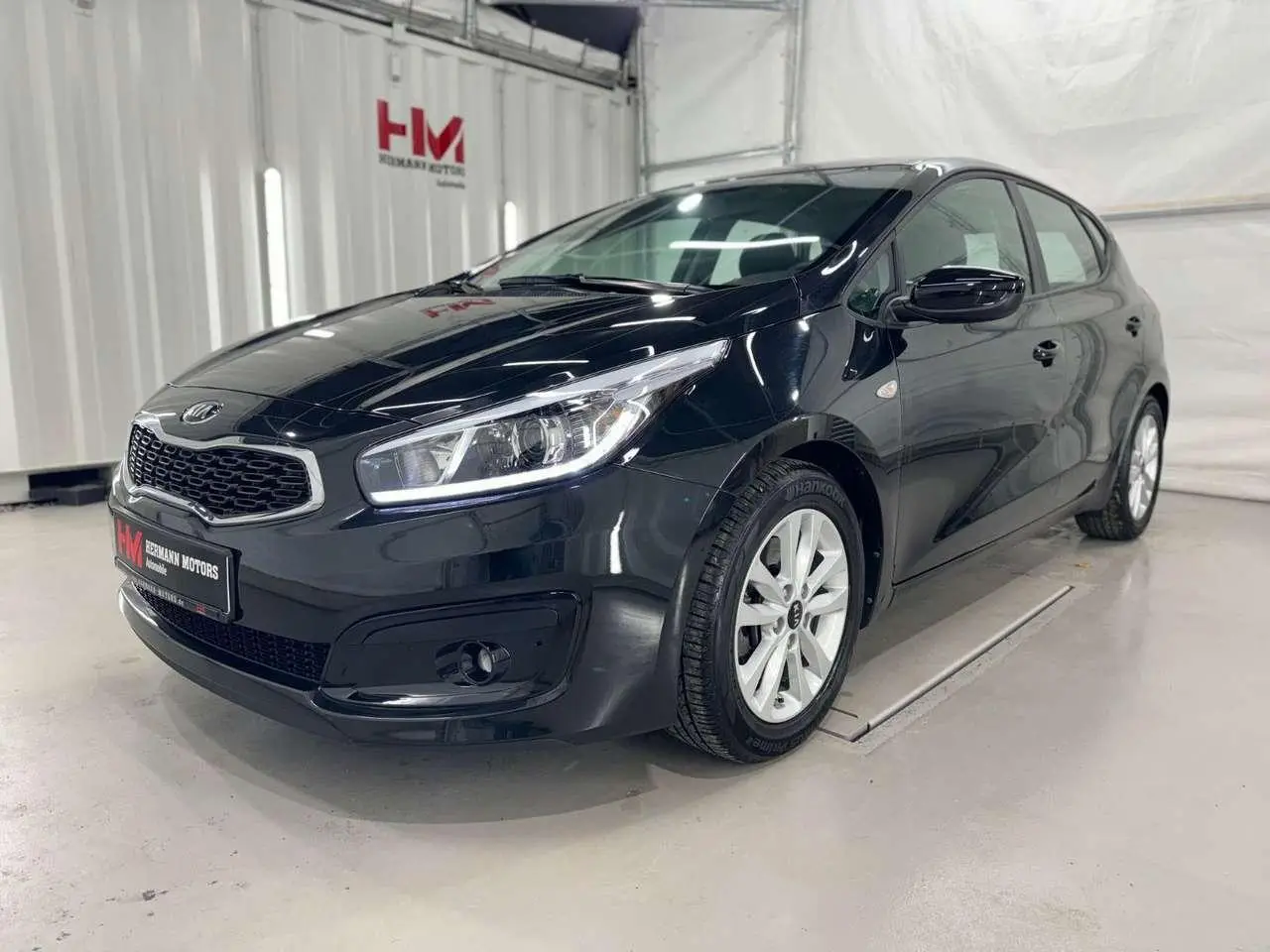 Photo 1 : Kia Ceed 2017 Petrol