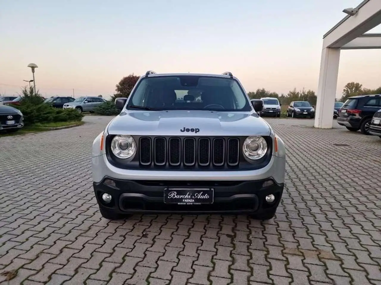 Photo 1 : Jeep Renegade 2015 Diesel