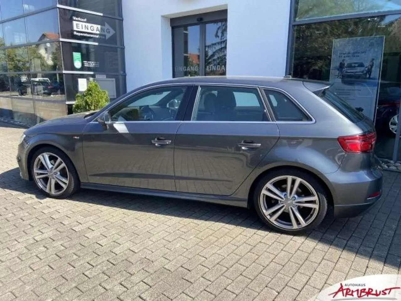 Photo 1 : Audi A3 2019 Not specified