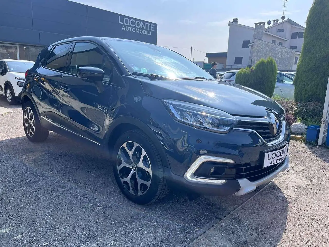 Photo 1 : Renault Captur 2017 Petrol