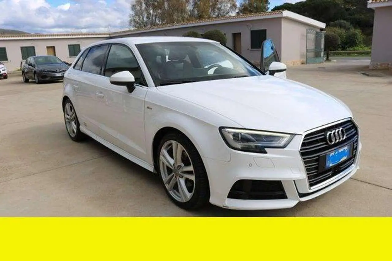 Photo 1 : Audi A3 2019 Diesel