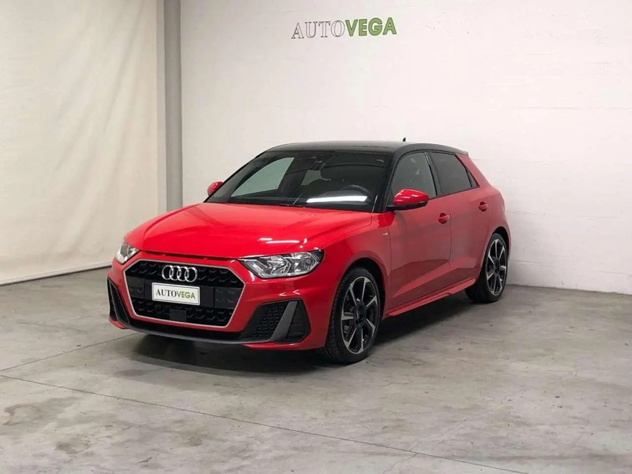 Photo 1 : Audi A1 2019 Essence