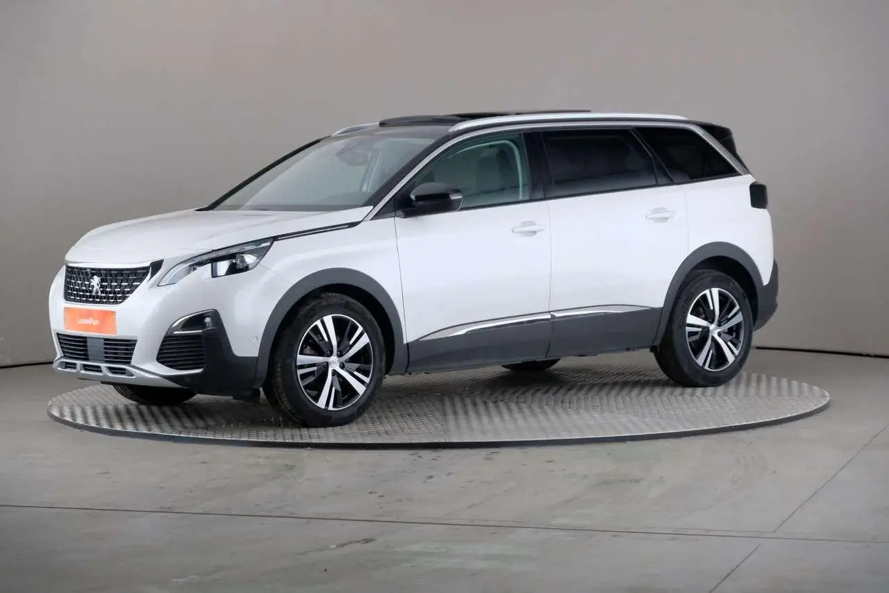 Photo 1 : Peugeot 5008 2020 Diesel