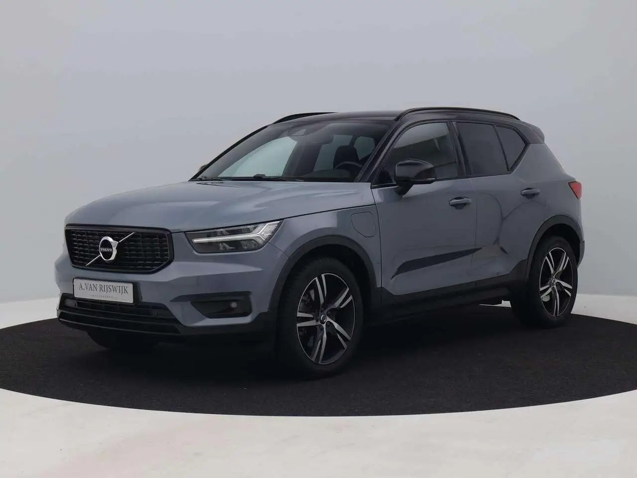 Photo 1 : Volvo Xc40 2021 Hybride