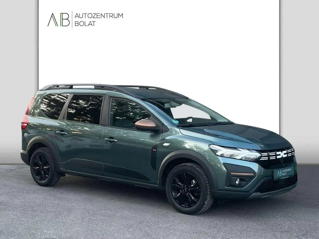 Photo 1 : Dacia Jogger 2024 Hybride