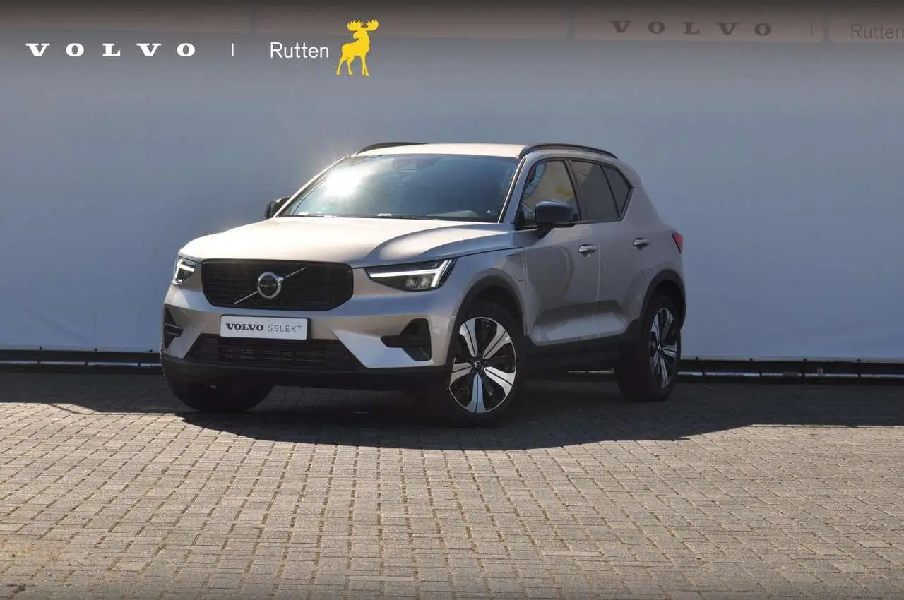 Photo 1 : Volvo Xc40 2024 Hybrid