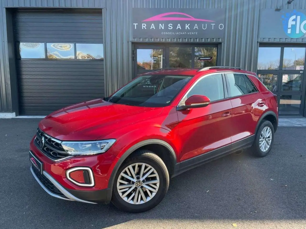 Photo 1 : Volkswagen T-roc 2022 Petrol