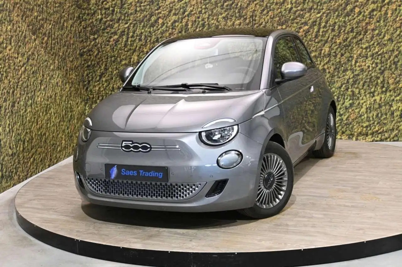 Photo 1 : Fiat 500 2021 Electric