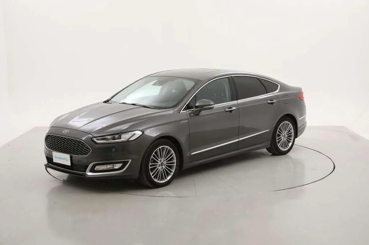 Photo 1 : Ford Mondeo 2018 Hybrid