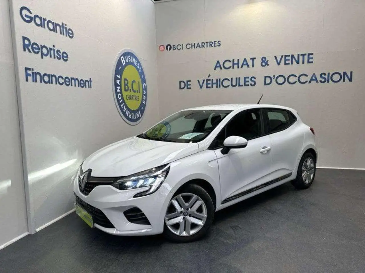 Photo 1 : Renault Clio 2021 Essence