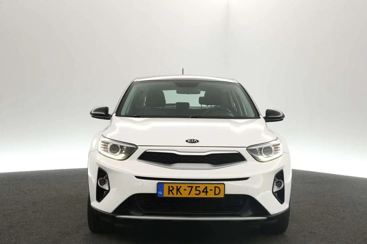 Photo 1 : Kia Stonic 2018 Petrol