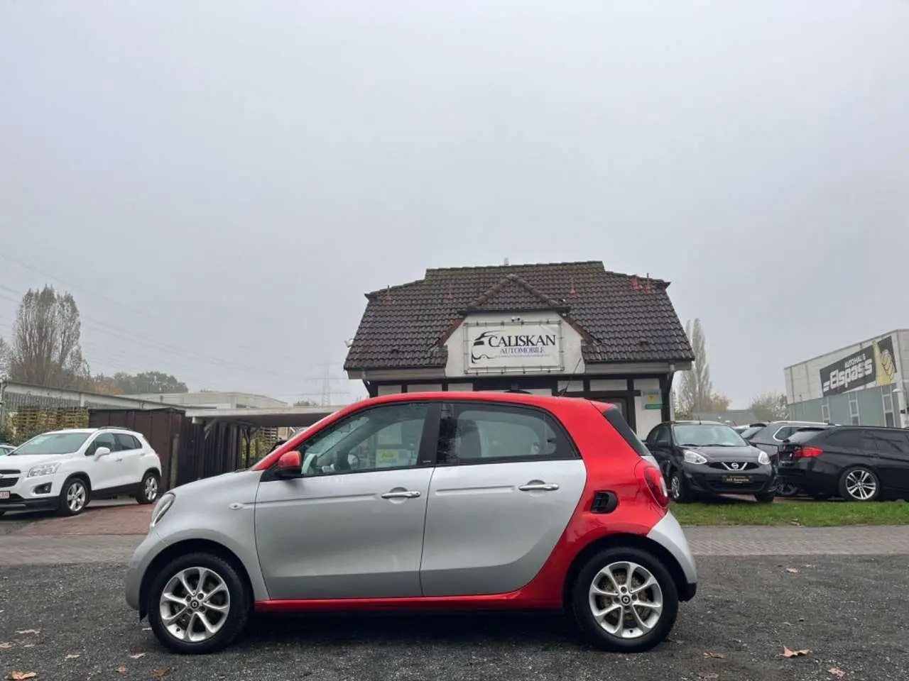 Photo 1 : Smart Forfour 2017 Petrol