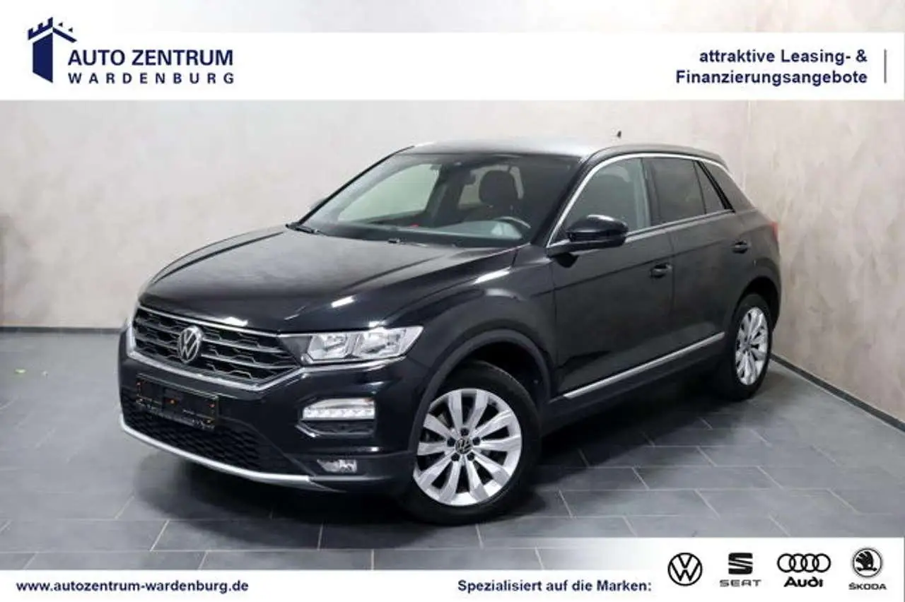 Photo 1 : Volkswagen T-roc 2021 Essence