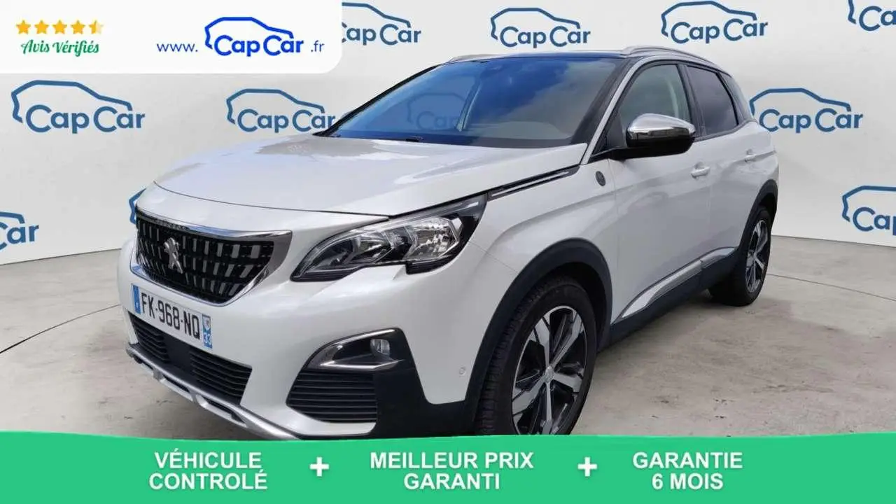 Photo 1 : Peugeot 3008 2019 Essence