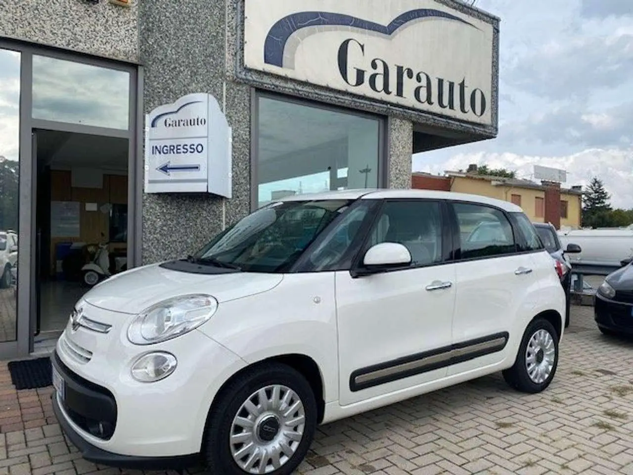 Photo 1 : Fiat 500l 2015 Petrol