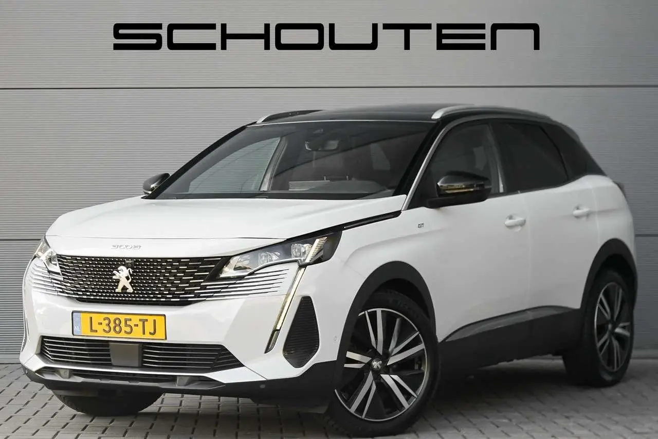 Photo 1 : Peugeot 3008 2021 Petrol