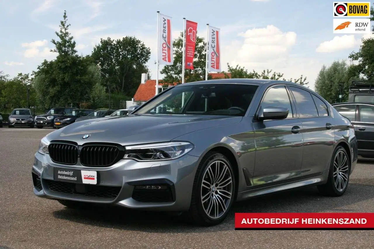 Photo 1 : Bmw Serie 5 2019 Essence