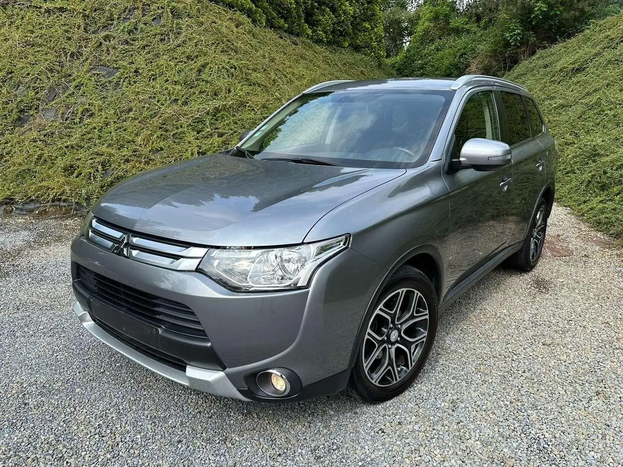 Photo 1 : Mitsubishi Outlander 2015 Diesel