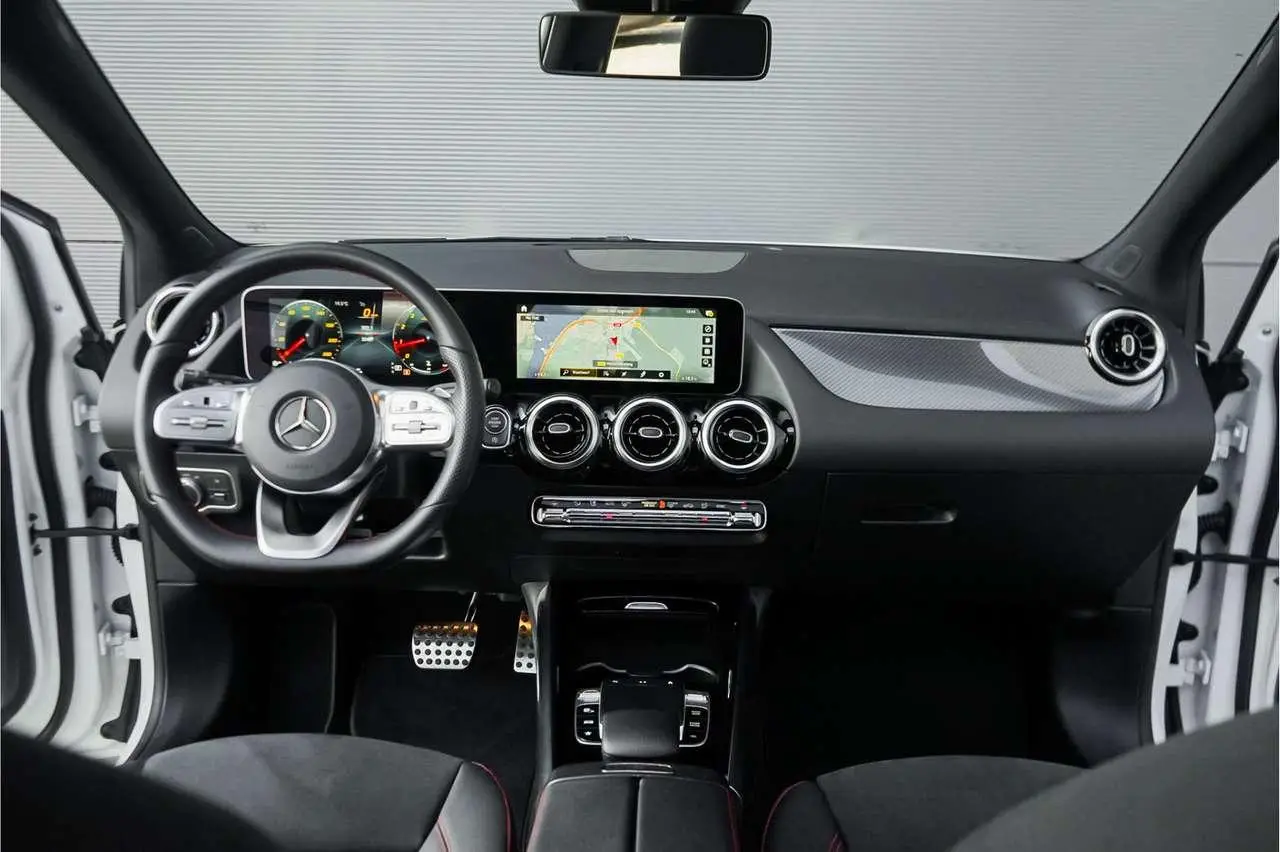 Photo 1 : Mercedes-benz Classe B 2019 Petrol