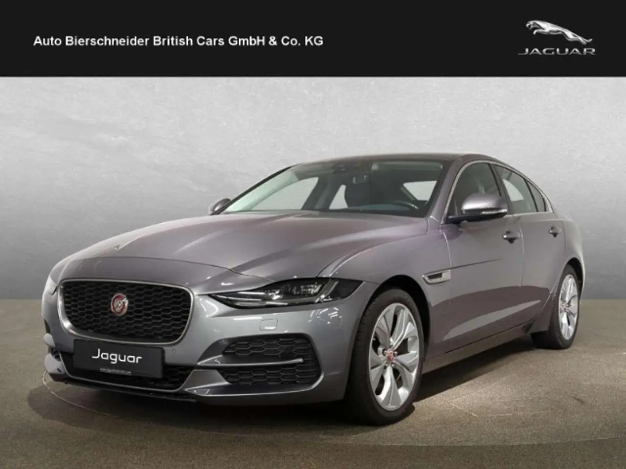 Photo 1 : Jaguar Xe 2020 Diesel