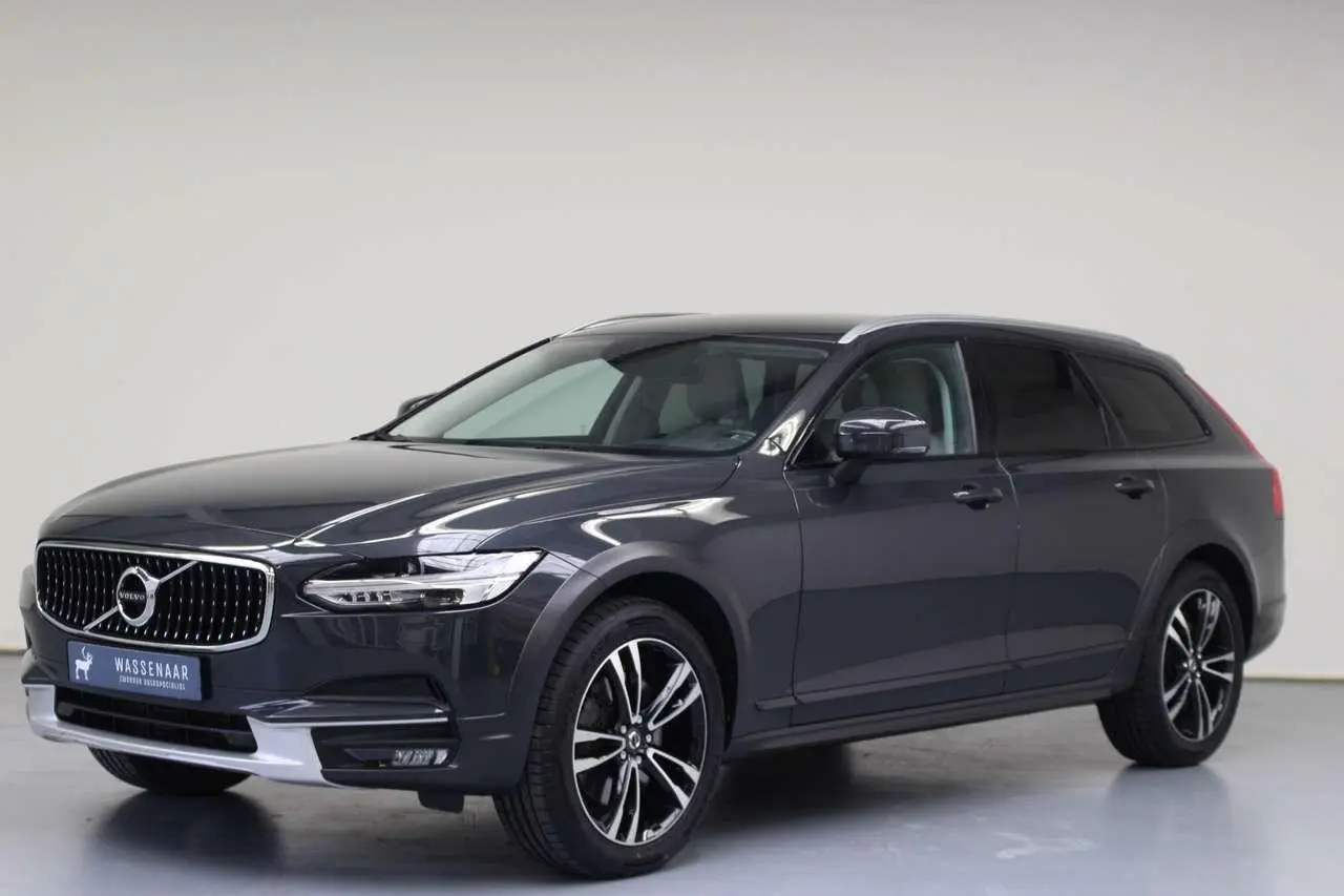 Photo 1 : Volvo V90 2017 Petrol