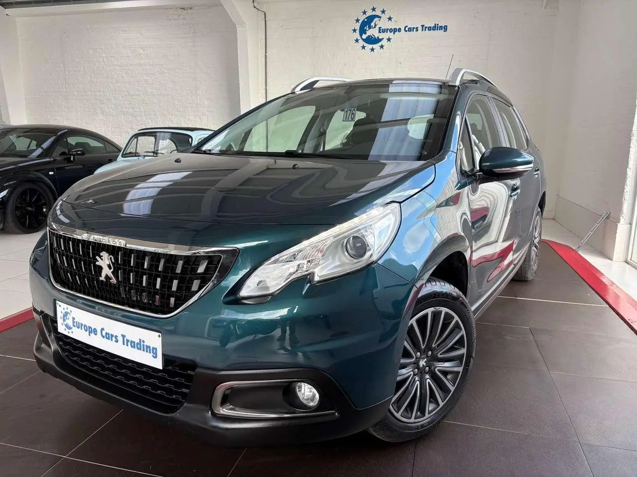 Photo 1 : Peugeot 2008 2016 Petrol