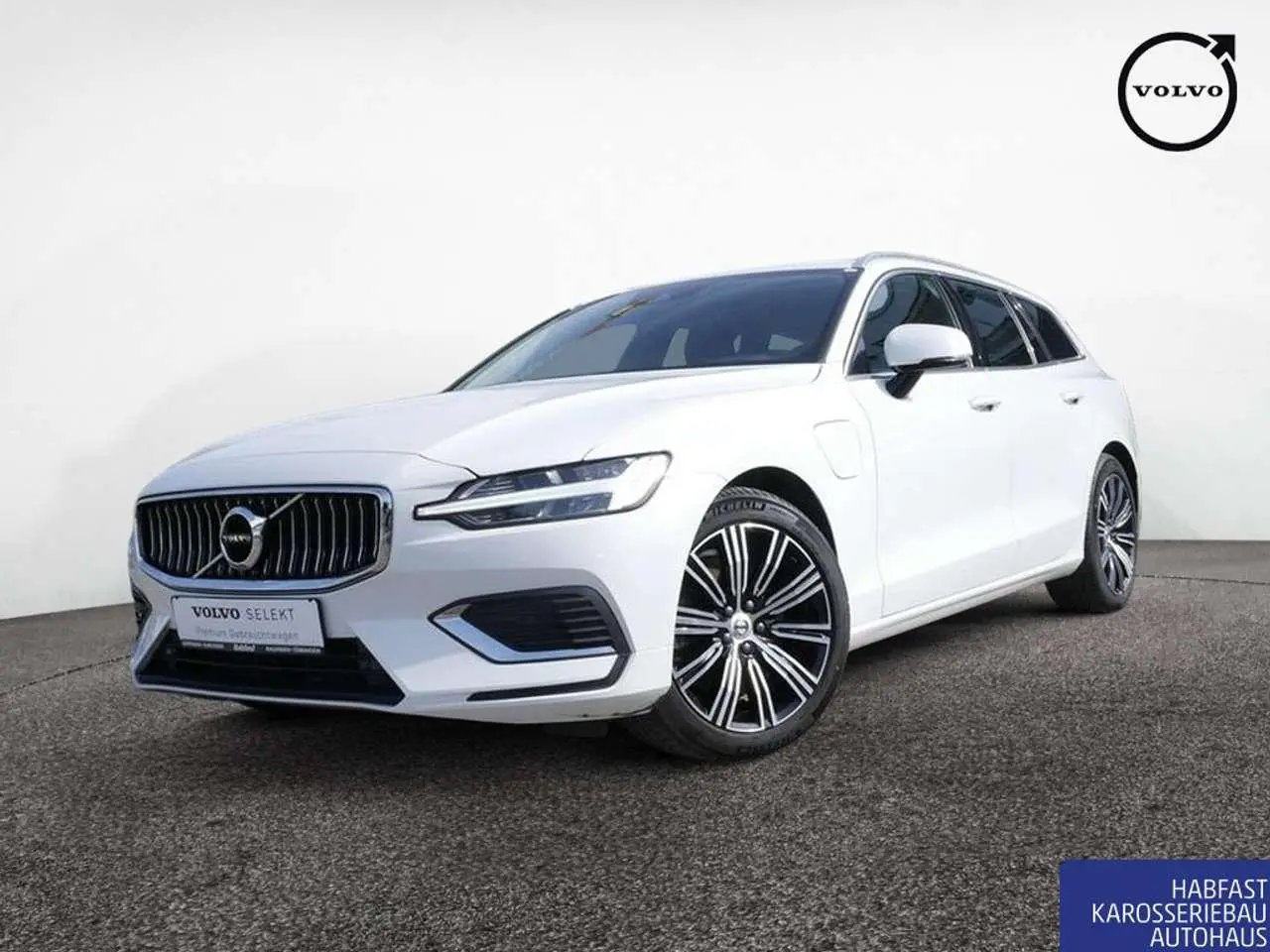 Photo 1 : Volvo V60 2020 Hybride