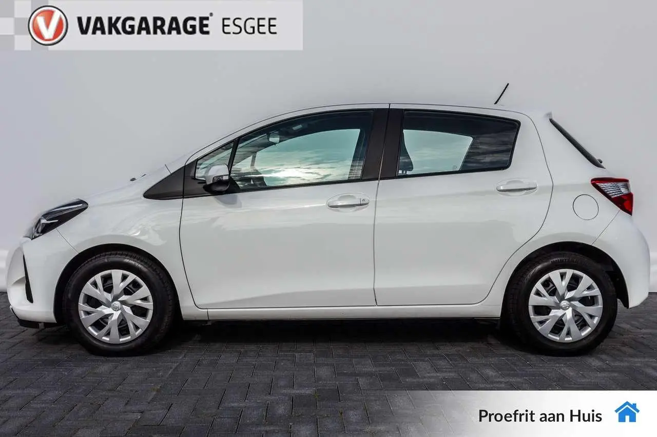 Photo 1 : Toyota Yaris 2019 Petrol