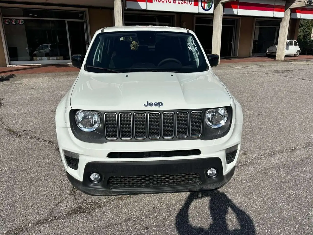 Photo 1 : Jeep Renegade 2024 Essence