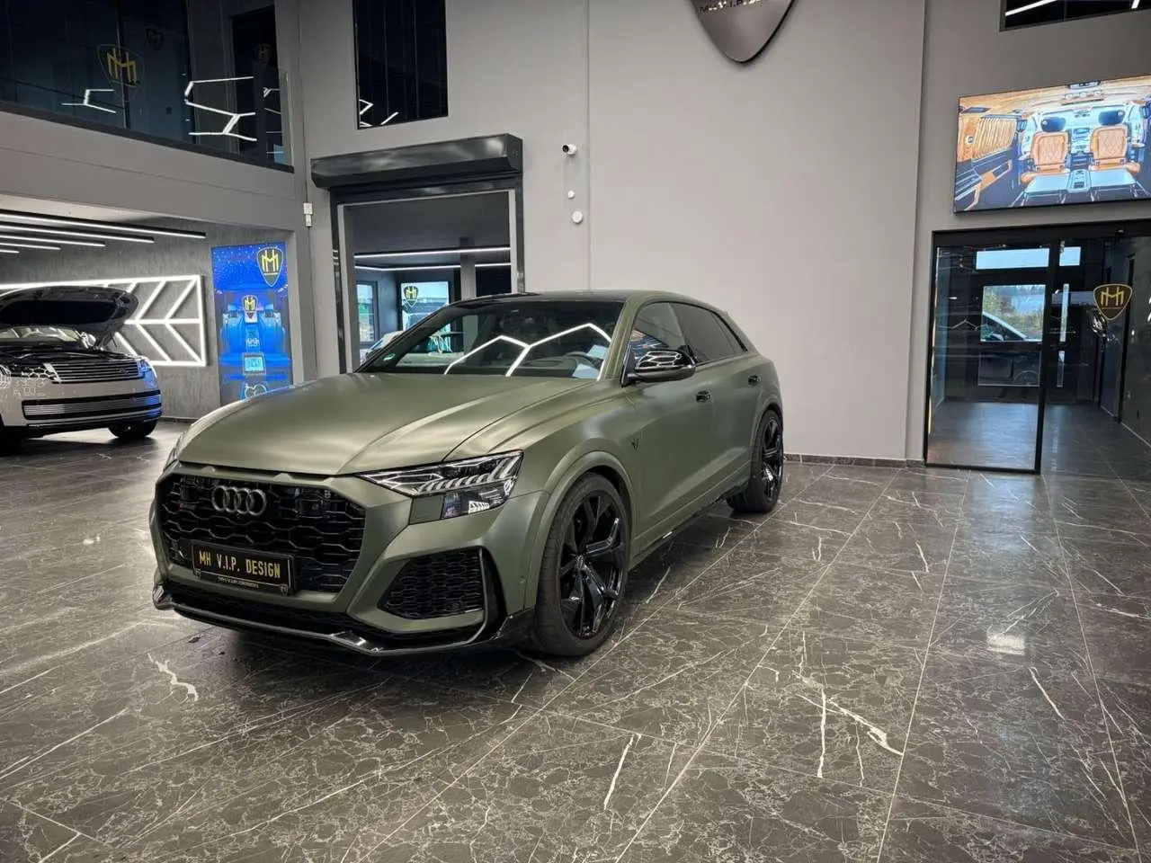 Photo 1 : Audi Rsq8 2022 Essence