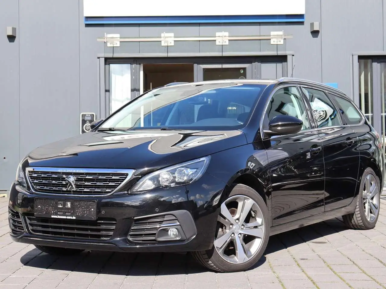 Photo 1 : Peugeot 308 2019 Petrol