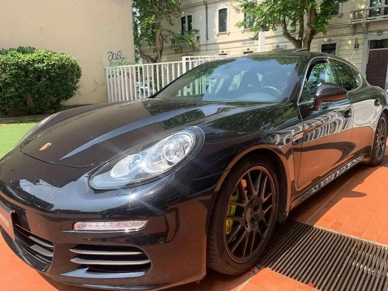 Photo 1 : Porsche Panamera 2015 Hybride