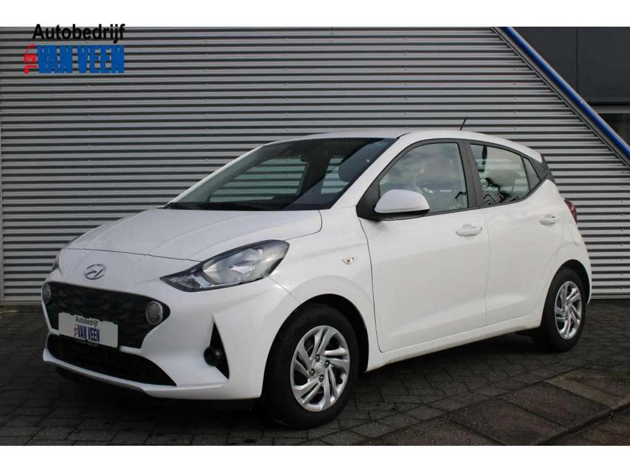 Photo 1 : Hyundai I10 2023 Petrol