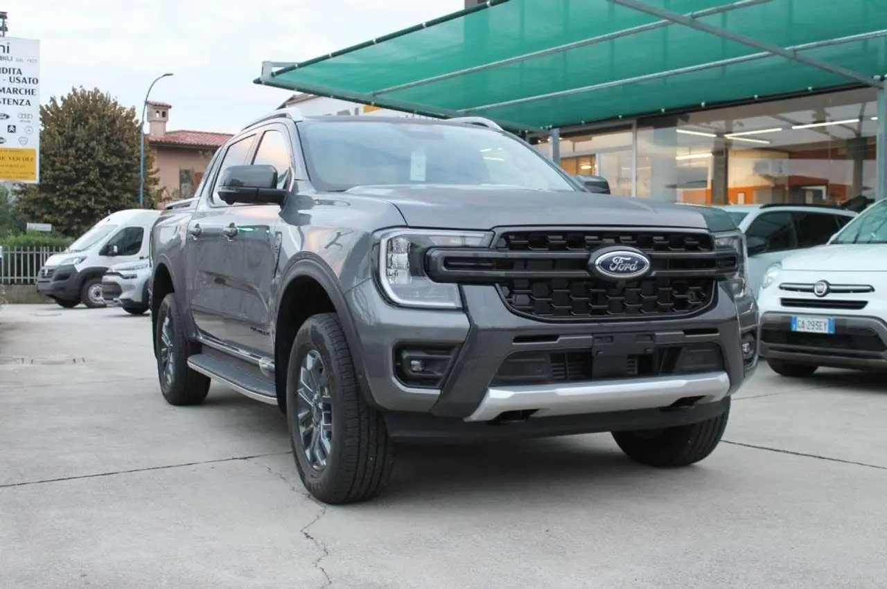 Photo 1 : Ford Ranger 2024 Diesel