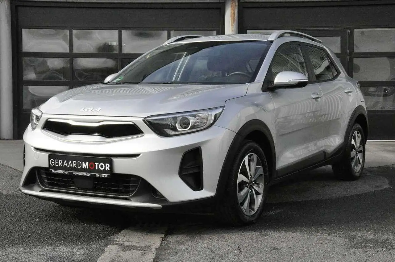 Photo 1 : Kia Stonic 2022 Petrol