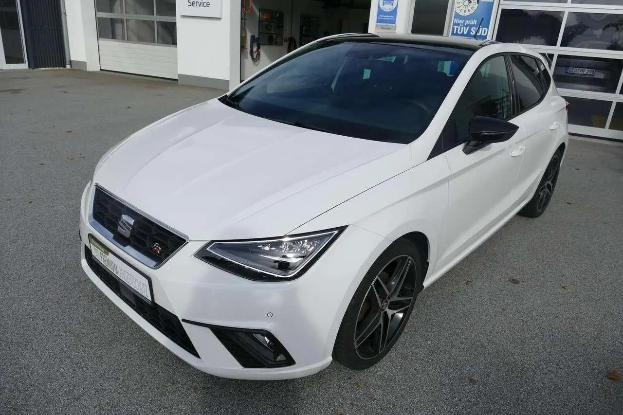 Photo 1 : Seat Ibiza 2021 Essence