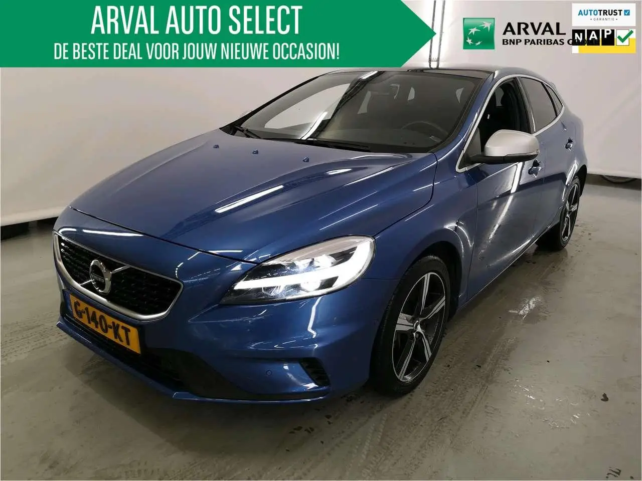 Photo 1 : Volvo V40 2019 Essence