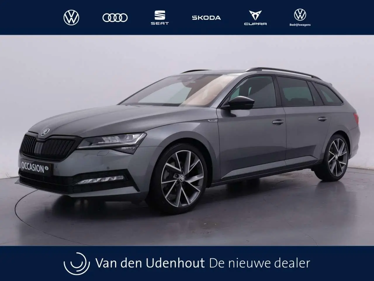 Photo 1 : Skoda Superb 2023 Essence